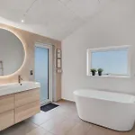 Five-bedroom In Haderslev