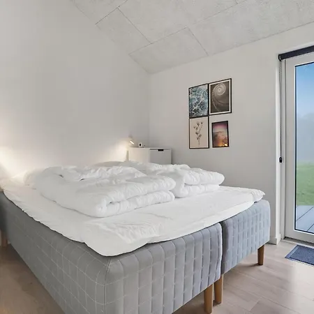 Five-bedroom In Haderslev