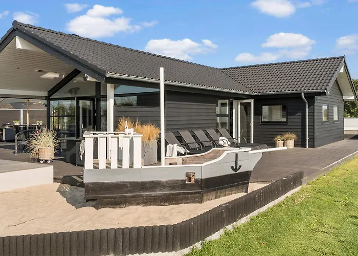 Five-bedroom In